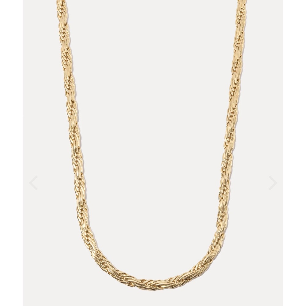 Miranda Frye “Julia” chain ✨